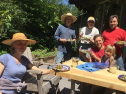 8. lunch for the crew (1280x960)